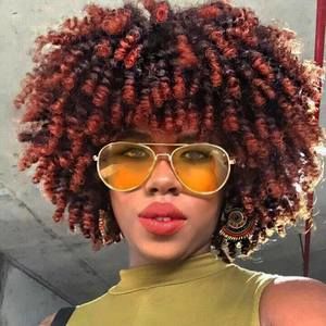 Meet your Posher, Eleca