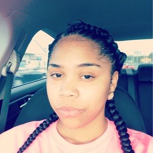 Meet your Posher, Jameica