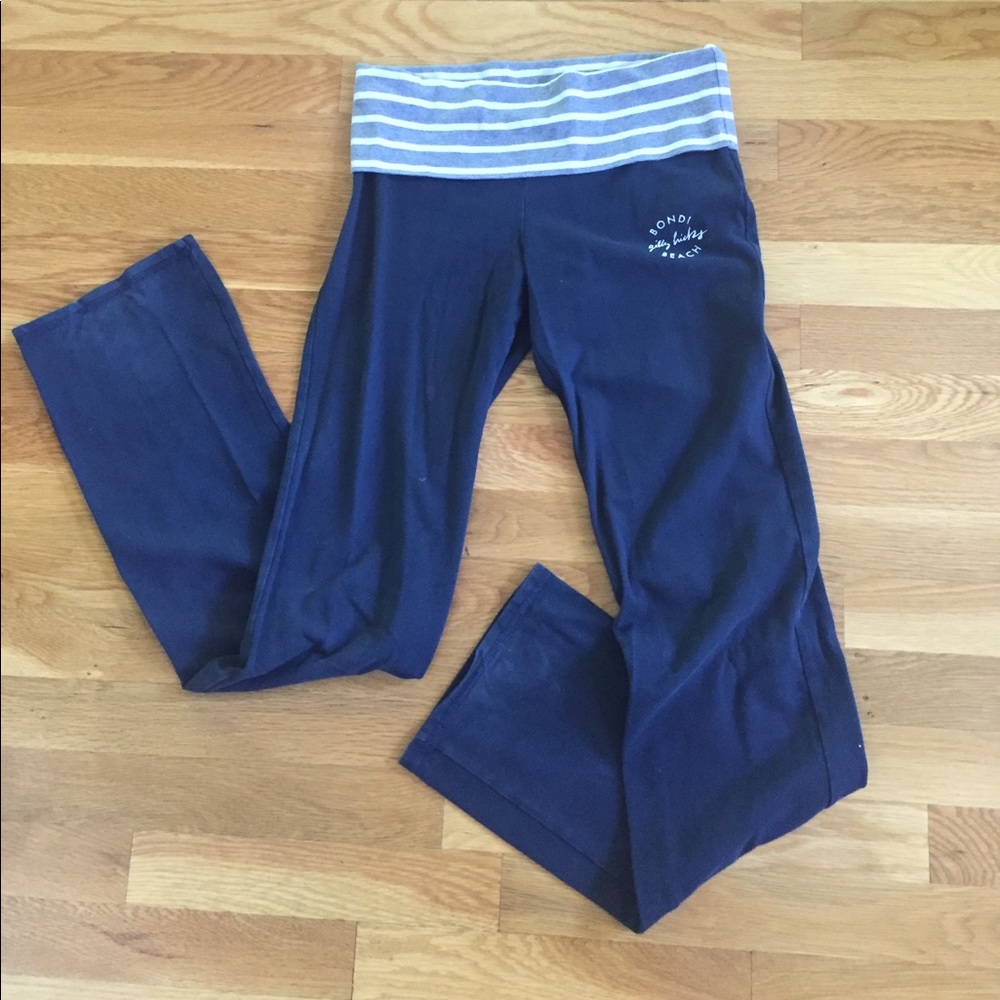 Gilly Hicks Yoga Classic Size Small