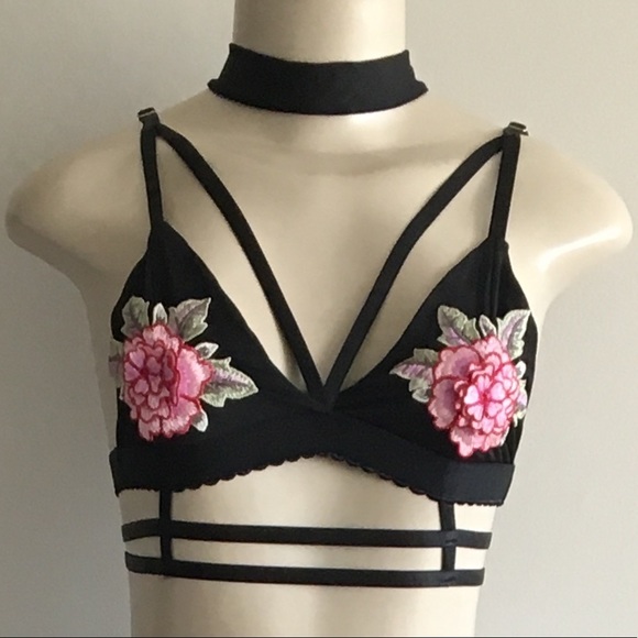 $10💋Sexy New Strappy Embroidered Rose Bralette - Picture 2 of 5
