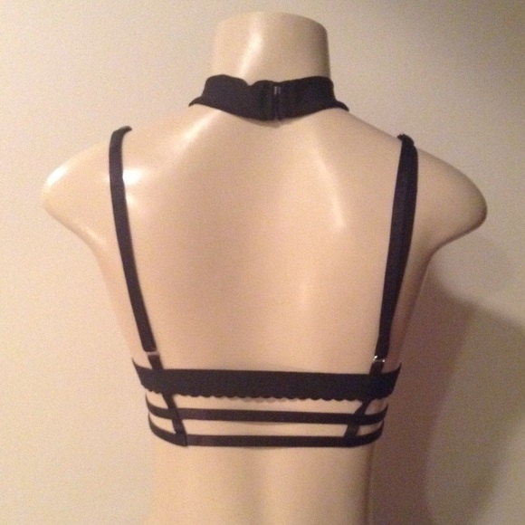 $10💋Sexy New Strappy Embroidered Rose Bralette - Picture 4 of 5