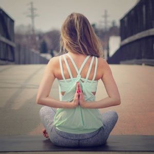 Lululemon Nouveau Limits Tank Sea