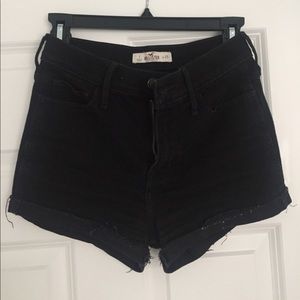 Hollister Sz 1/  25 high rise black denim shorts
