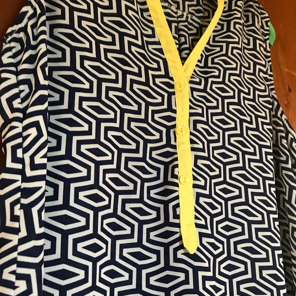 Flowy Tank - Picture 2 of 4
