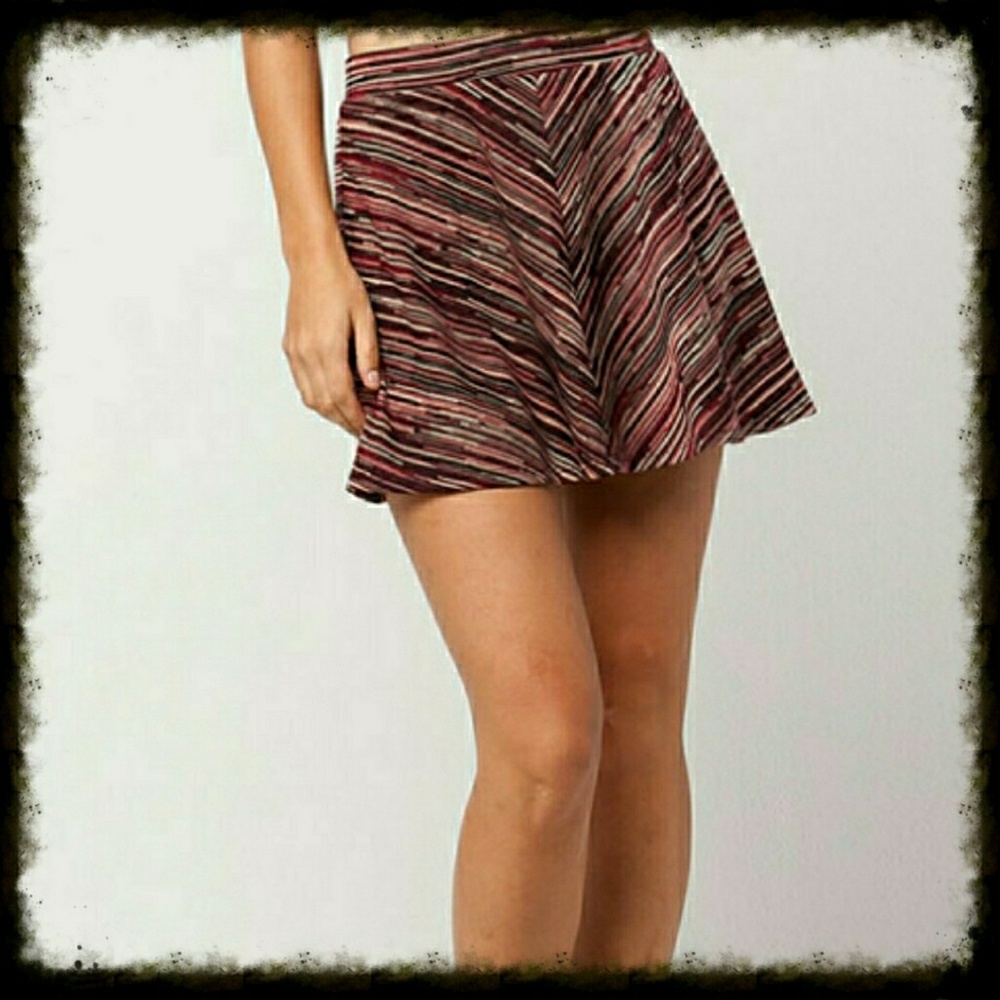 ♦️♦️NWT!!! Marled Stripe Skirt - Wine