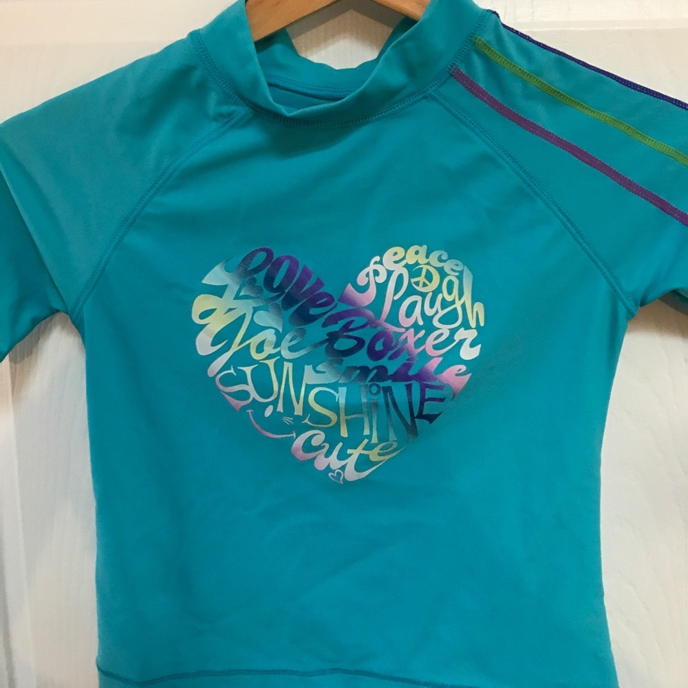 Rashguard - Picture 2 of 3