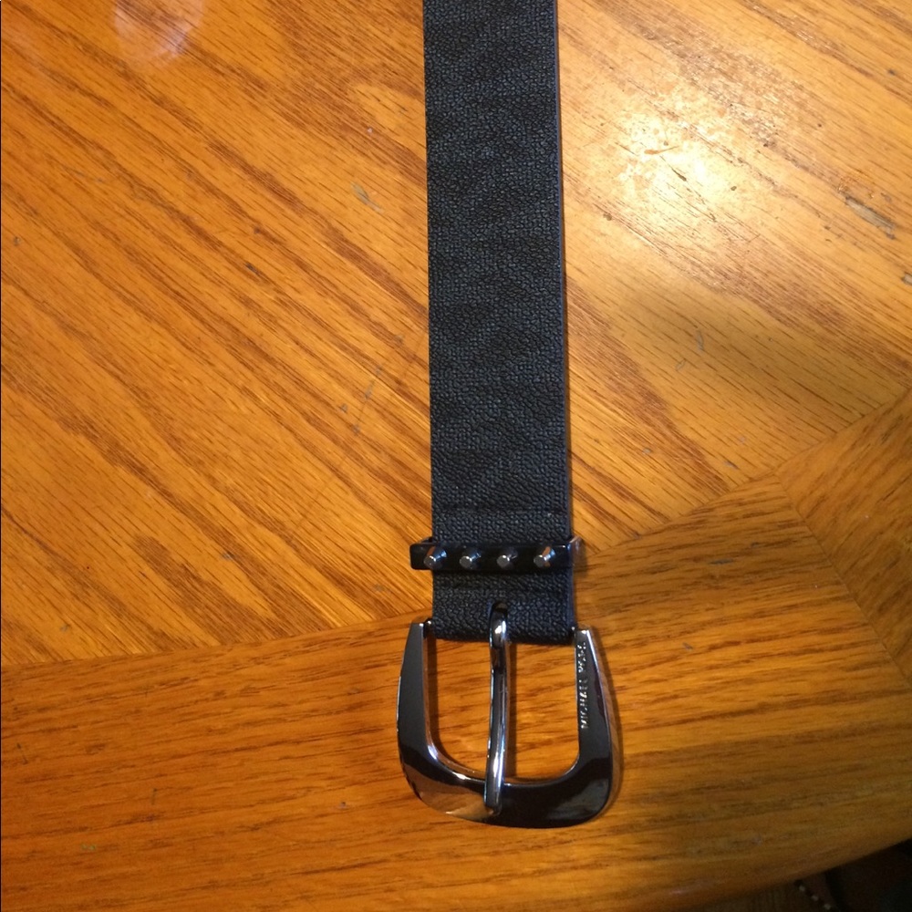 Micheal kors belt