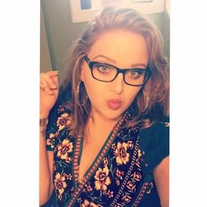 Meet your Posher, Kalah