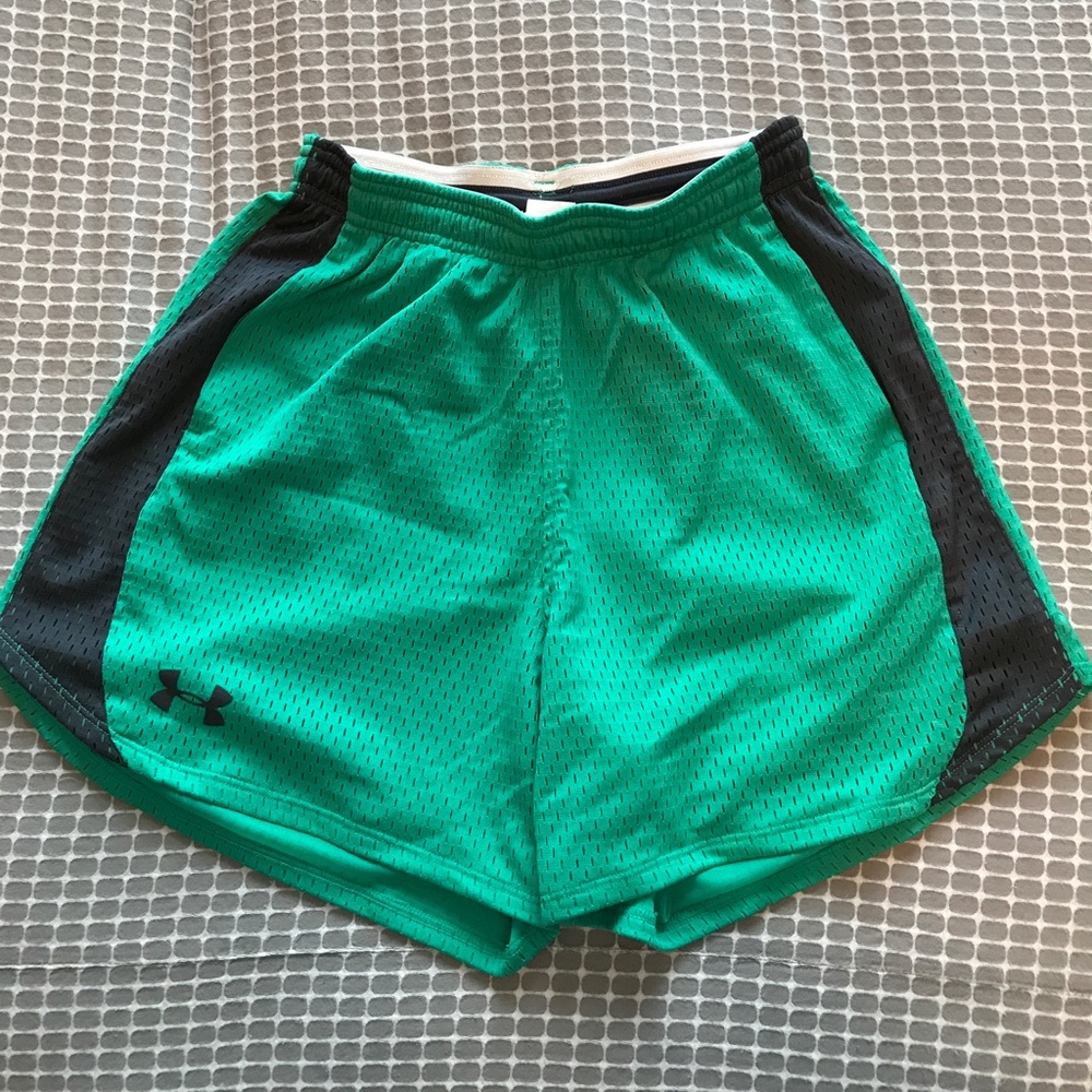 Under Armour Heat Gear Loose Shorts
