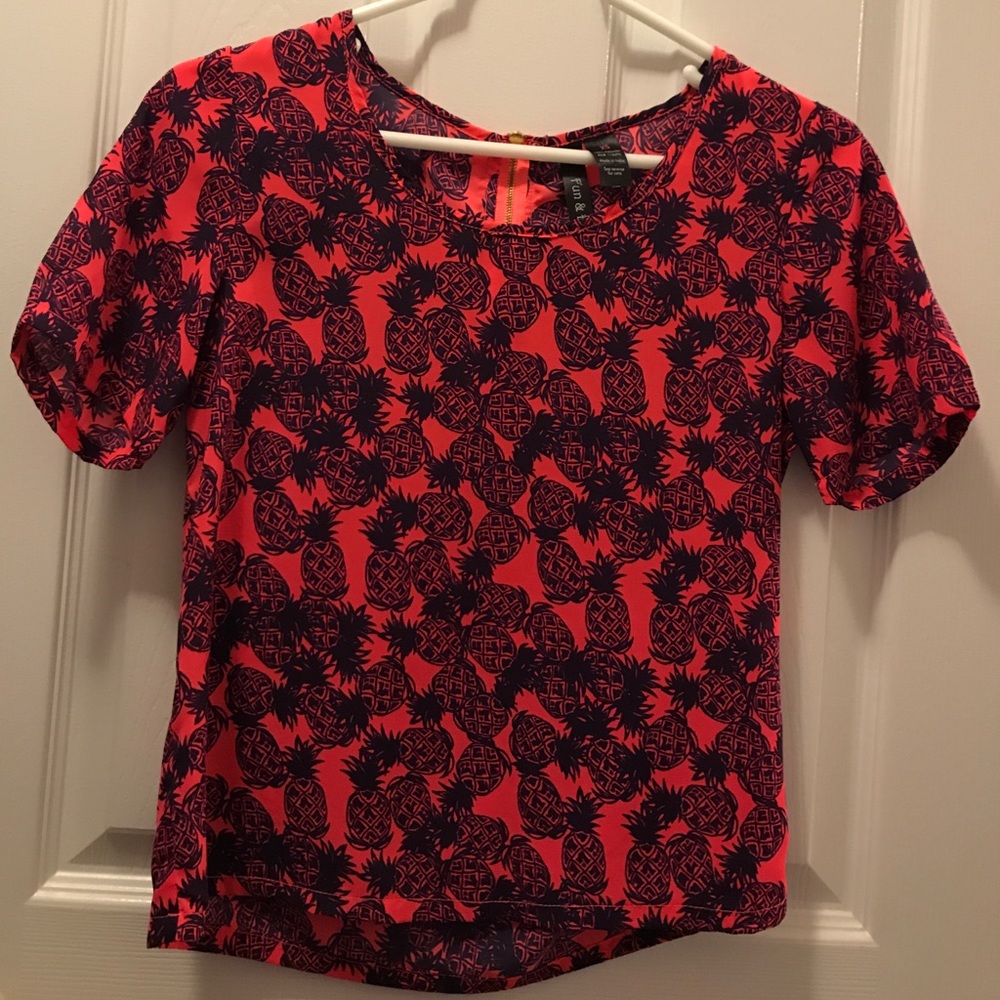 Short Sleeve Pineapple Top