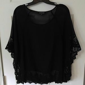 Laced hem top