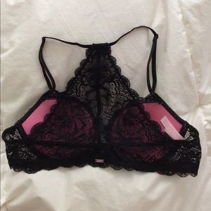 VICTORIAS SECRET BLACK LACE DATE BRA BRAND NEW