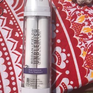 Rodan and fields dual intensive acne treatment