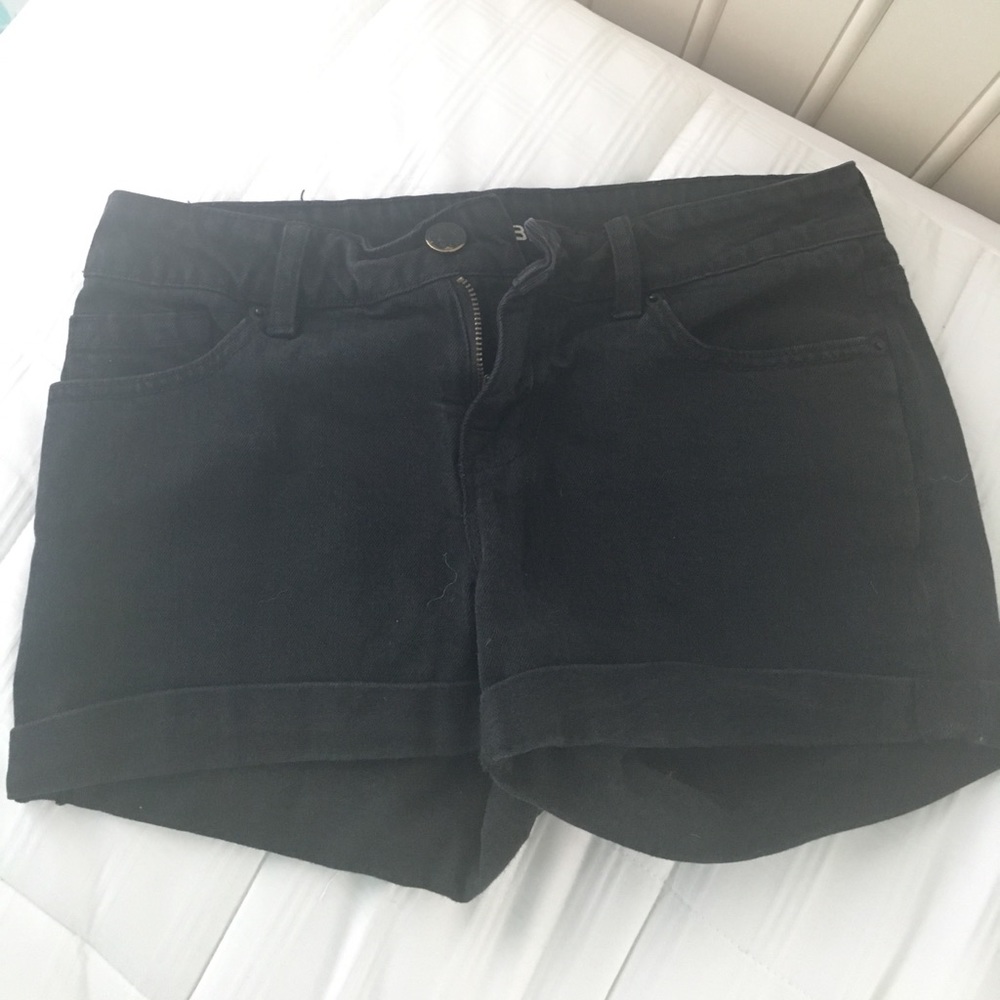 BDG Black Denim Midrise Shorts!