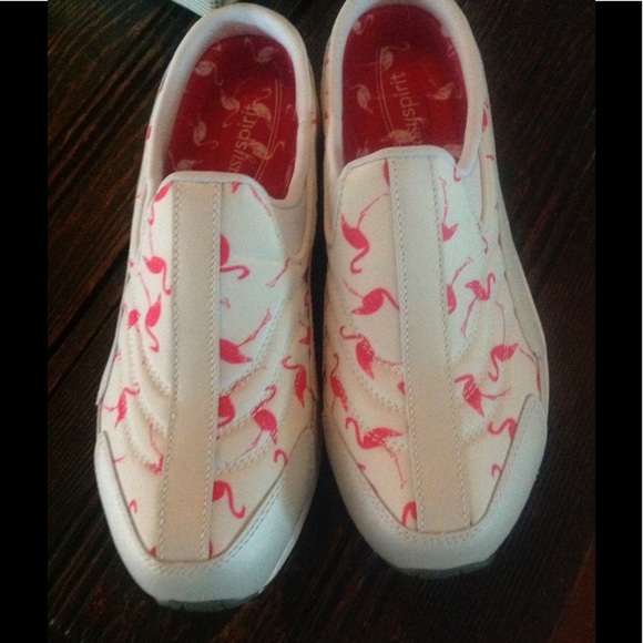 easy spirit flamingo shoes