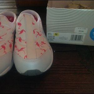 easy spirit flamingo shoes
