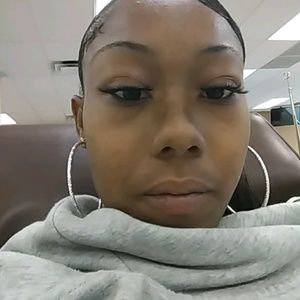 Meet your Posher, Fatima