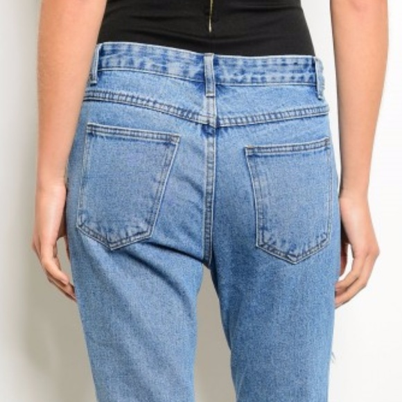 BLUE DENIM DISTRESSED JEANS - Picture 3 of 3