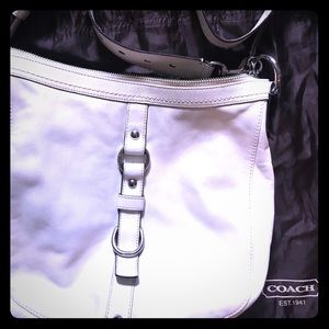 Leather authenticate coach cross body/shoulder bag