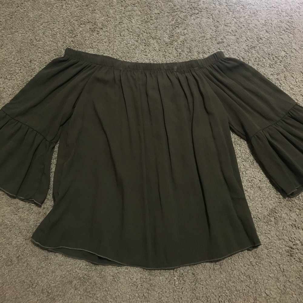 NWT Olive off the shoulder top