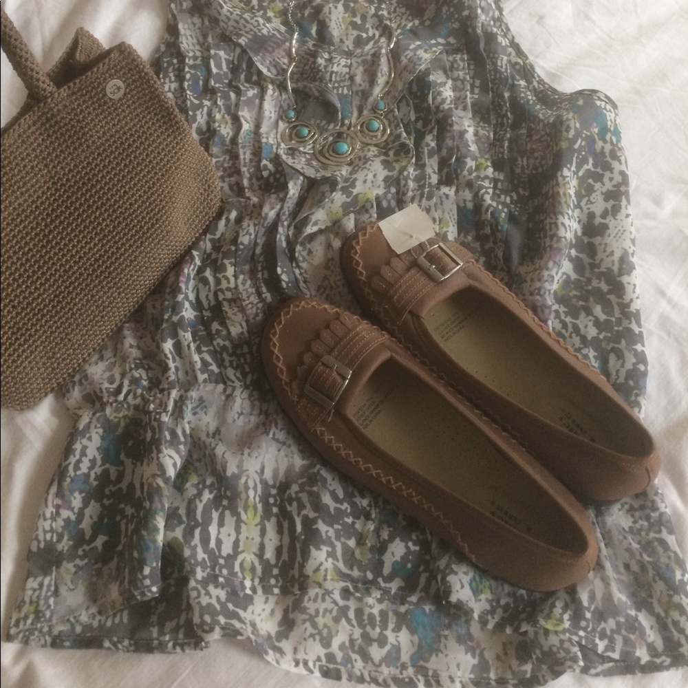 VALLEY LANE, NWT, dark taupe loafers