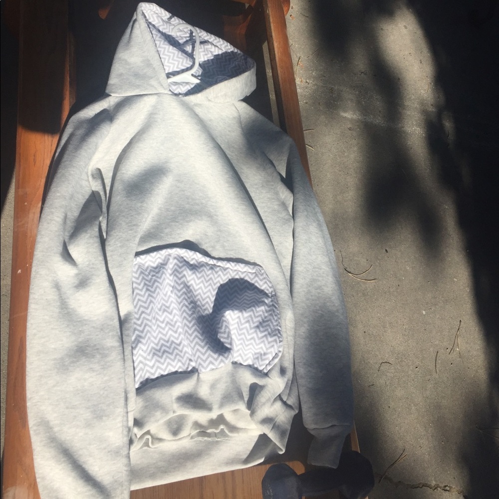 Grey handmade sweatshirt with chevron details