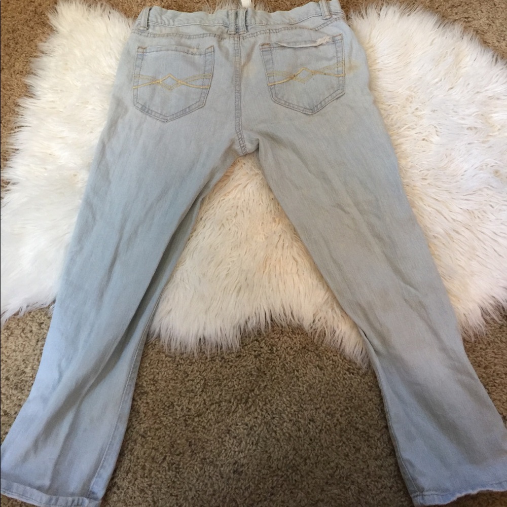 MUDD distressed ripped Capri jeans - Picture 4 of 4