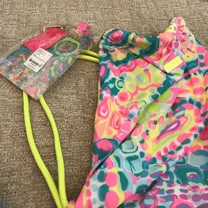 Lilly Pulitzer draw strong bag and water bottle