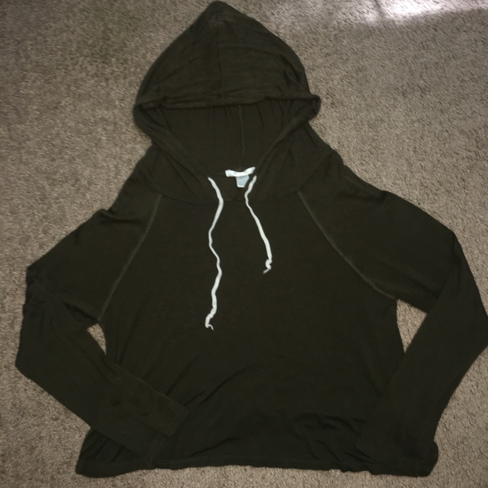 Cropped olive green hoodie