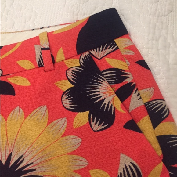 NWOT J. Crew pattern shorts - Picture 7 of 7