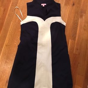 Lilly Pulitzer Navy and White Dress Size 6!