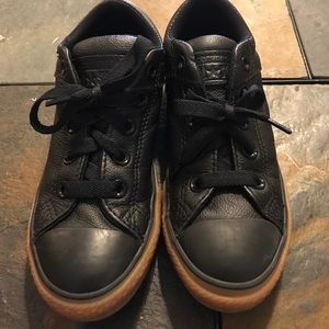 Black leather converse