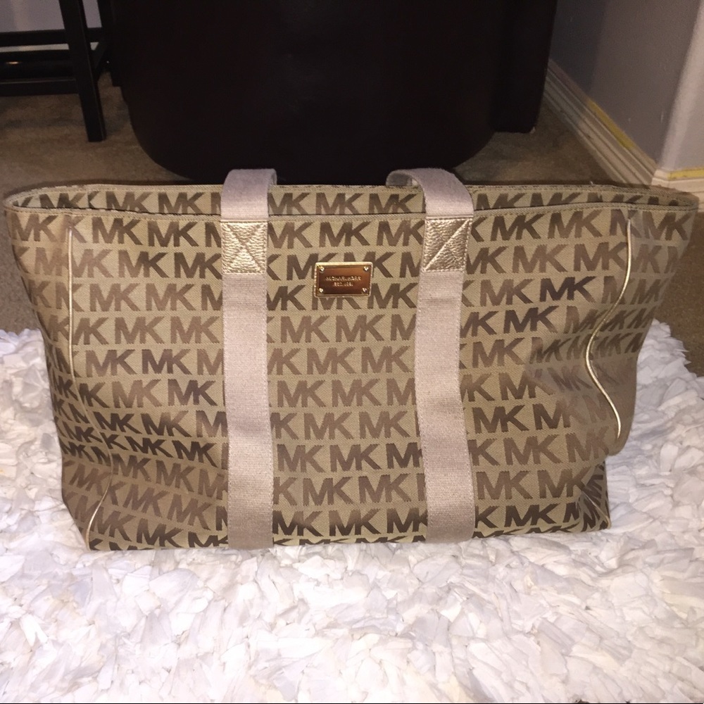 Michael Kors small travel size tote 👜