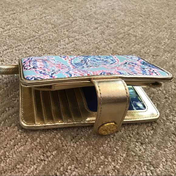 Lilly Pulitzer Wristlet - Picture 1 of 5