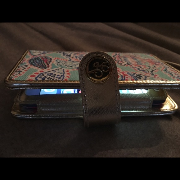 Lilly Pulitzer Wristlet - Picture 5 of 5
