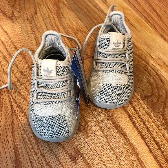 adidas tubolari a scarpa nwt bambino ombra adidas tubolari a scarpa nwt bambino ombra