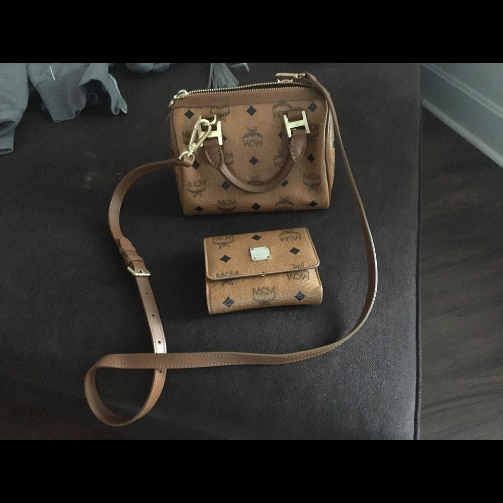 MCM cute little bag & wallet