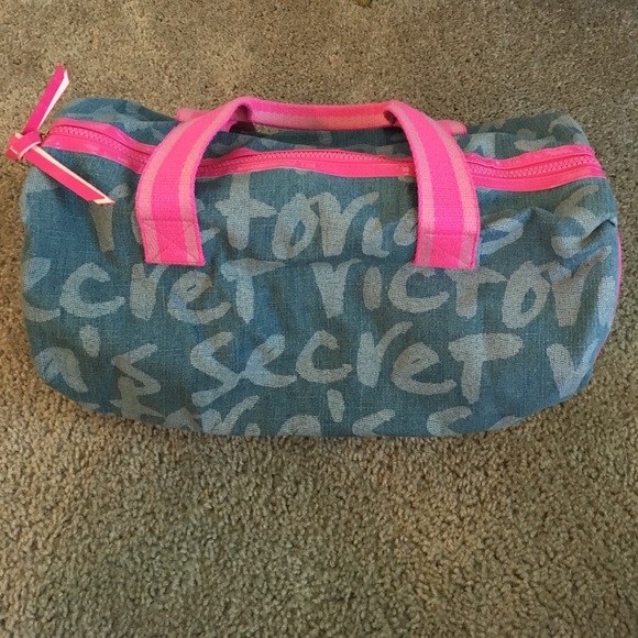 Victoria Secret Duffle Bag - Picture 1 of 4