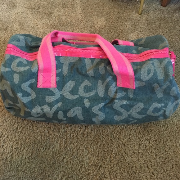 Victoria Secret Duffle Bag - Picture 2 of 4