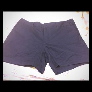 NWT Ladies Tommy Hilfiger flat front Chino Shorts