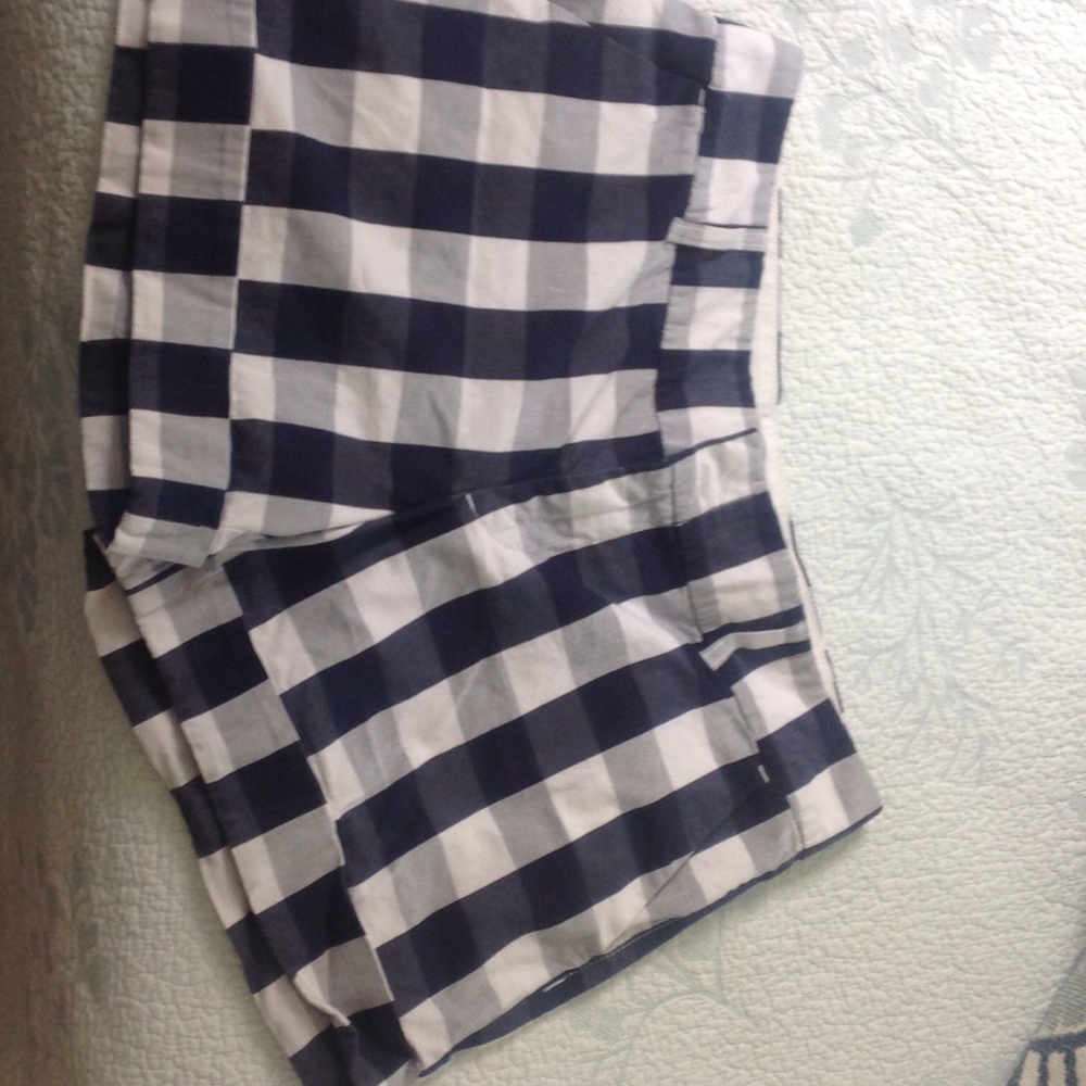 Tommy Hilfiger checked shorts blue and white