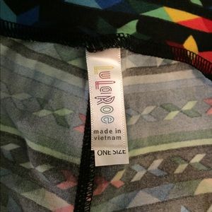 Lularoe OS tribal print leggings