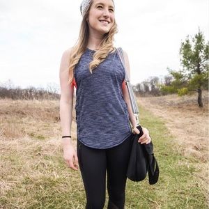Lululemon Var City Tank size 6