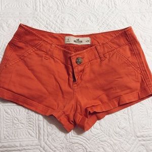 Hollister shorts 🍊