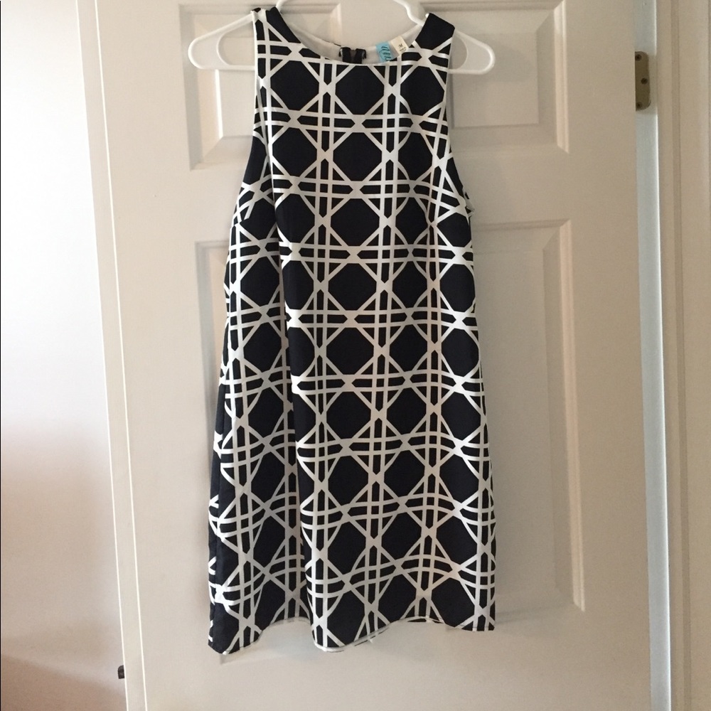 Black & white geometric dress