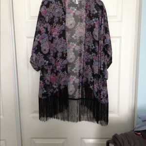 SHEER FLORAL FRINGE KIMONO LARGE
