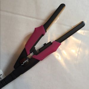 Mini Chi straightener