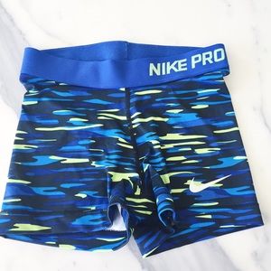 New Nike Pros