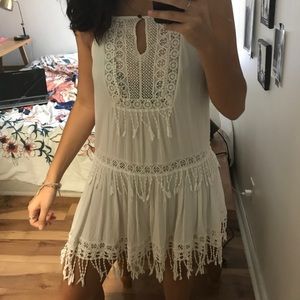 American Eagle White frilled dress