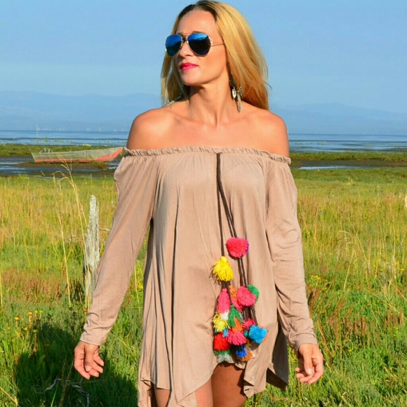 🛑ALMOST GONE🛑 PLAYFUL and fun tunic top - Picture 2 of 4